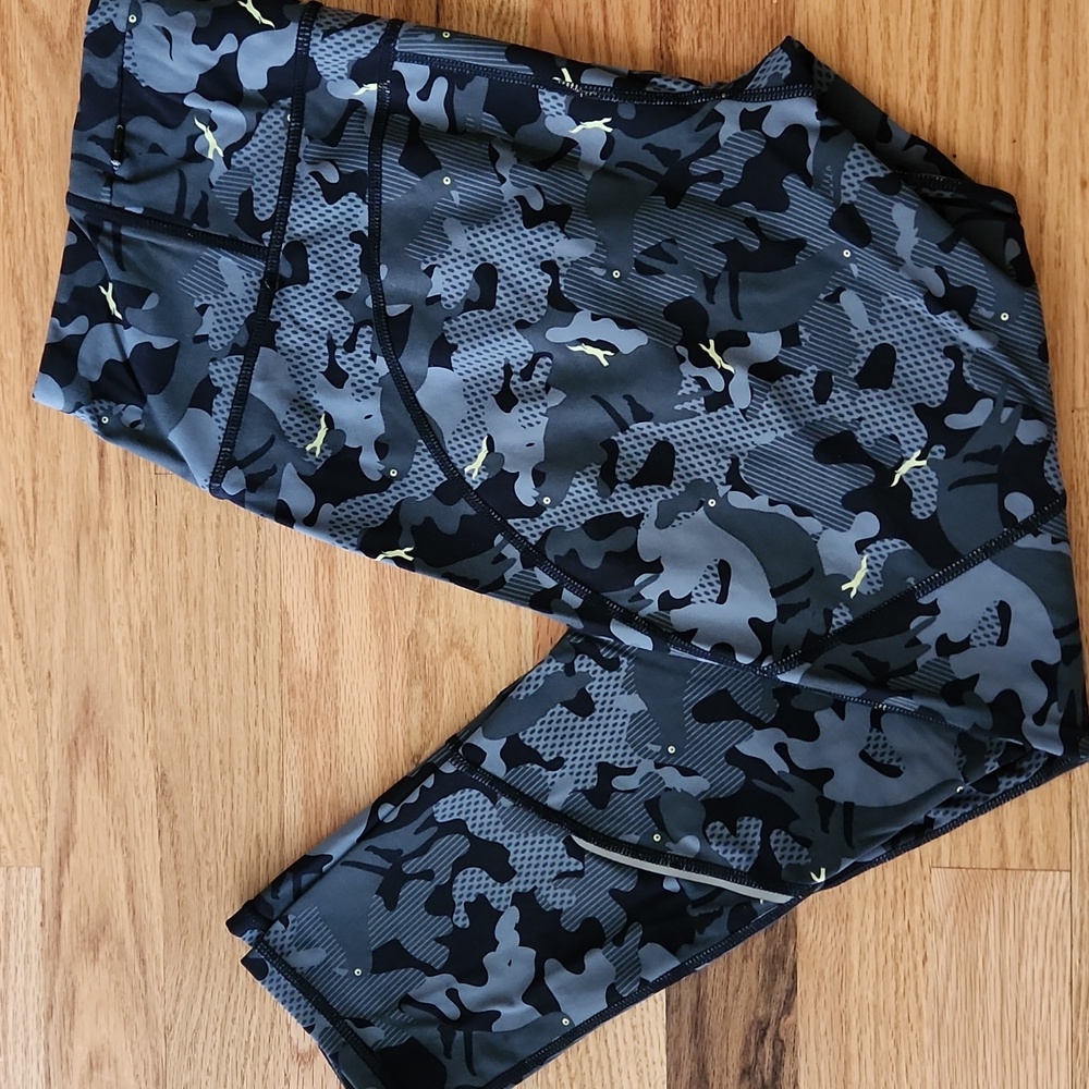 Sweaty Betty Power Pigeon Camo Leggings
